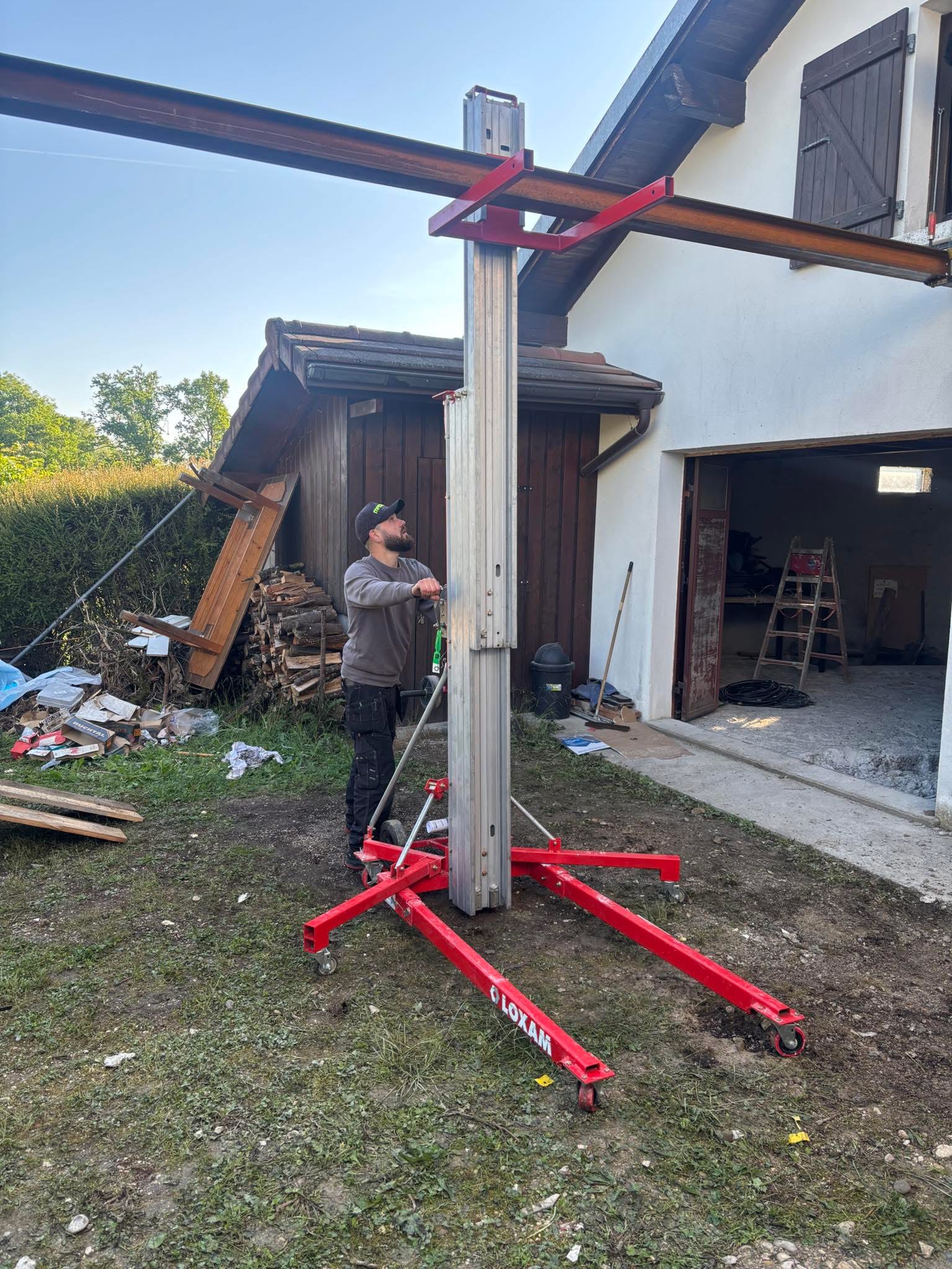 Artisan Weld Art travaillant dans son atelier